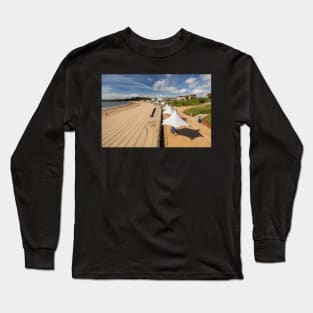 Whitmore Bay, Barry Island Beach, Wales Long Sleeve T-Shirt